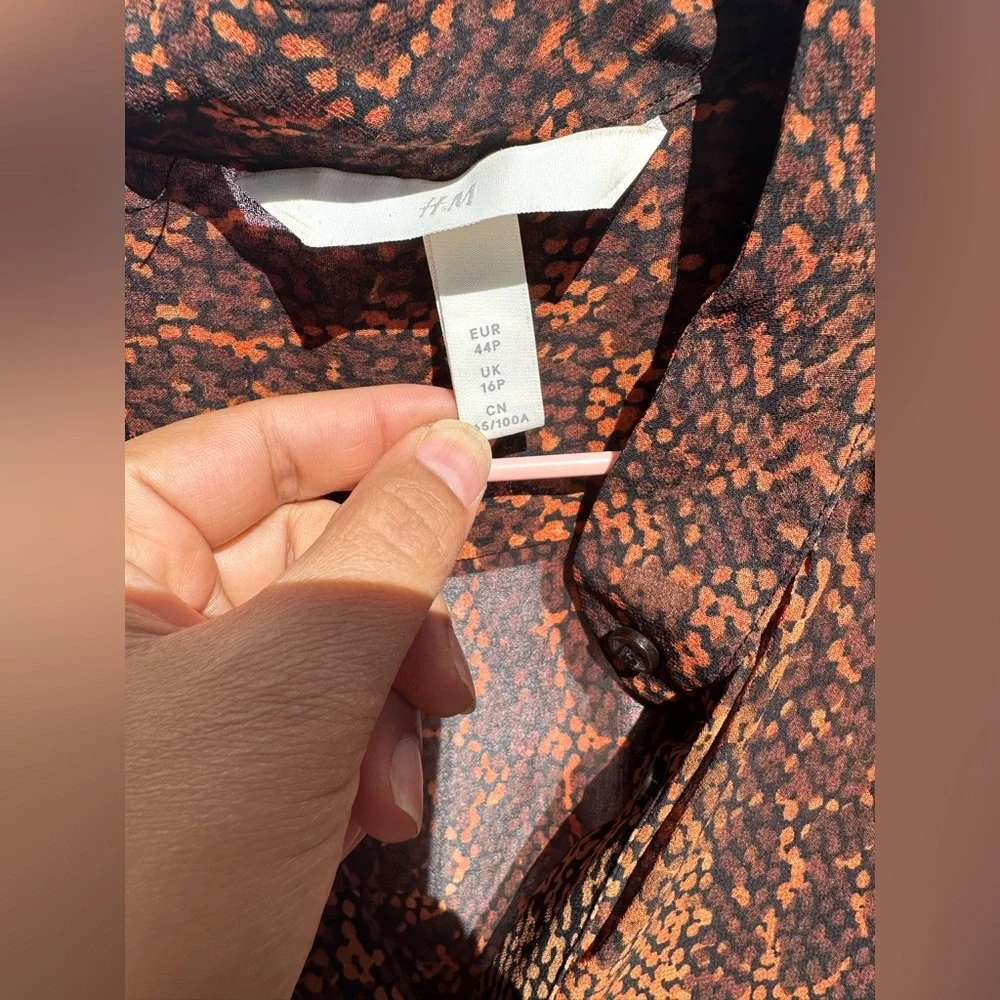 H&M dress - Picture 6 of 7